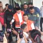 Mantan Gubernur Maluku Utara dua periode, Abdul Gani Kasuba (AGK) usai menjalani sidang dengan agenda pembacaan dakwaan JPU KPK, Rabu (15/5/2024). Foto: Antara/Abdul Fatah