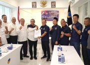 Nikson dan Edy Kompak Kembalikan Formulir Bacalon Gubernur ke NasDem