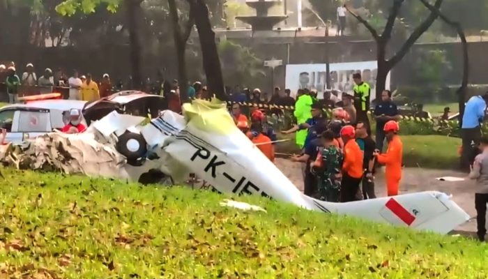 Pesawat Jatuh di BSD Serpong, 3 Orang Meninggal Dunia