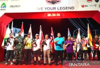 BPODT bersama para pemangku kebijakan terkait bersama para peserta Trail of The Kings (TOTK) Zero Edition, di Kabupaten Samosir, Sabtu Foto: Antara/Anggi Luthfi Panggabean