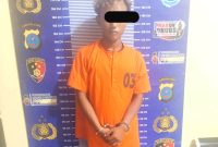Unit Reskrim Polsek Teluk Mengkudu meringkus seorang pelaku pencurian dinamo kincir milik pengusaha tambak. Foto: Humas Polres Serdang Bedagai