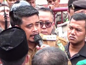 Bobby Nasution Geram saat Dicecar Mahasiswa Cipayung Plus soal Lampu Pocong