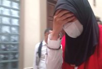 Salah seorang terdakwa perkara dugaan joki Calon Aparatur Sipil Negara (CASN) pada penerimaan Kejaksaan. Foto: Antara/Damiri