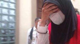 Salah seorang terdakwa perkara dugaan joki Calon Aparatur Sipil Negara (CASN) pada penerimaan Kejaksaan. Foto: Antara/Damiri