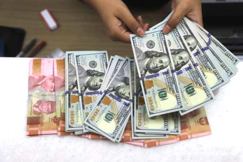 Ilustrasi - Nilai tukar rupiah melemah hari ini, Selasa (19/8/2025)