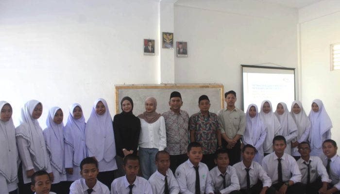 Tim Pengabdian USU Latih Keterampilan Protokoler Santri di Pondok Pesantren Al-Husna