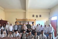 Tim Pengabdian USU menggelar pendidikan anti-bullying di SMA Padamu Negeri Medan. Foto: Dok. Tim Pengabdian USU
