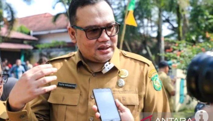 Bobby Nasution Berhentikan Kadis Kesehatan Medan: Evaluasi Kinerja