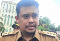 Wali Kota Medan Bobby Nasution angkat bicara soal kolam retensi USU yang belum berfungsi efektif tangani banjir di Jalan Dr Mansyur Medan. Foto: Tangkapan layar video