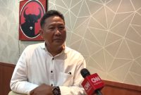 Wakil Ketua DPD PDIP Sumatera Utara (Sumut) Aswan Jaya saat memberikan keterangan. Foto: Topikseru.com