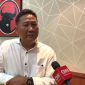 Wakil Ketua DPD PDIP Sumatera Utara (Sumut) Aswan Jaya saat memberikan keterangan. Foto: Topikseru.com