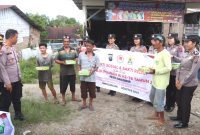Polwan Polres Simalungun menggelar bakti sosial dan religi dalam rangka menyemarakkan Hari Jadi Polwan Ke-76. Foto: Humas Polres Simalungun