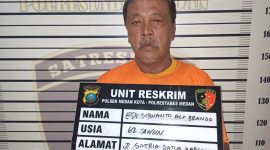 Unit Rekrim Polsek Medan Kota meringkus preman mabuk yang ancam pedagang pakai parang. Foto: Humas Polsek Medan Kota