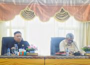 Pemkab Tapteng Serahkan Rancangan KUA dan PPAS P-APBD 2024