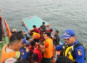 Kapal Tenggelam di Tapteng, 12 Orang Akhirnya Selamat