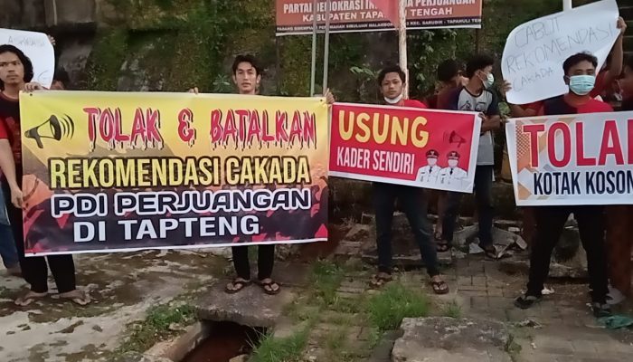 Tolak Rekomendasi DPP, Kantor PDI Perjuangan di Tapteng Disegel Kader
