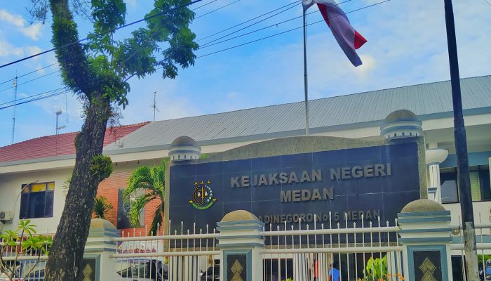 Dugaan Pencemaran Nama Baik Kejari Medan, Pasutri ini Diadili