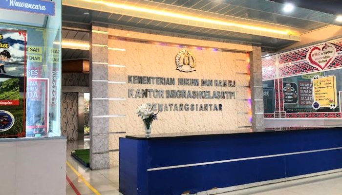 Imigrasi Kelas II Pematangsiantar Deportasi WN AS yang Overstay