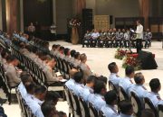 Presiden Jokowi Minta TNI dan Polri Jaga Stabilitas: Negara yang Konflik Tidak Mungkin Membangun