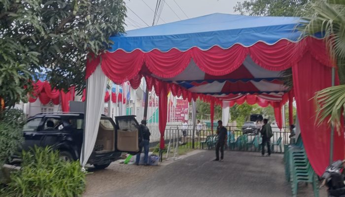 Suasana Terkini KPU Tapteng Jelang Pengundian Nomor Urut