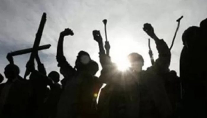 Ngeri, Geng Motor di Medan Bentrok, Sajam Nancap di Punggung Seorang Remaja