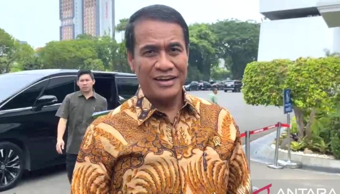 Mentan Amran Sulaiman Beri Peringatan: Pengusaha Jangan Naikkan Harga di Atas HET