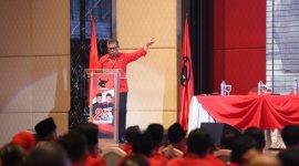 Sekjen PDIP Hasto Kristiyanto menegaskan seluruh kader partai harus memenangkan pasangan Edy Rahmayadi - Hasan Basri Sagala. Foto: Dok. Tim Paslon Edy Rahmayadi - Hasan Basri