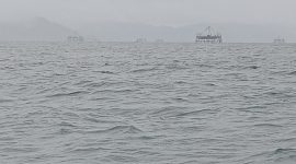 Ilustrasi - Suasana hujan deras mengguyur kawasan laut di Kabupaten Tapanuli Tengah. Foto: Topikseru.com/ Jasman Julius