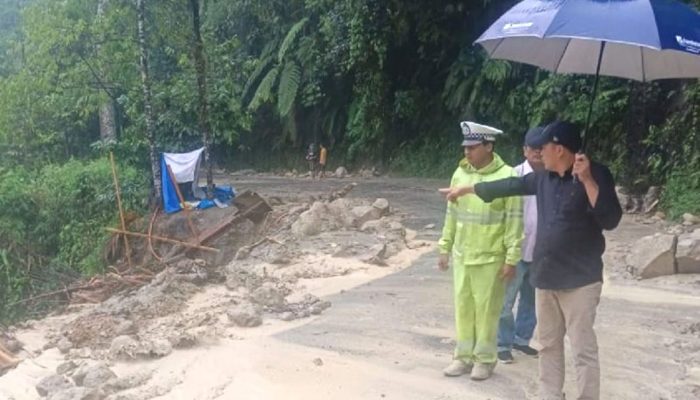 Jalan Lintas Sumut – Aceh yang Sempat Terputus di Pakpak Bharat kembali Normal
