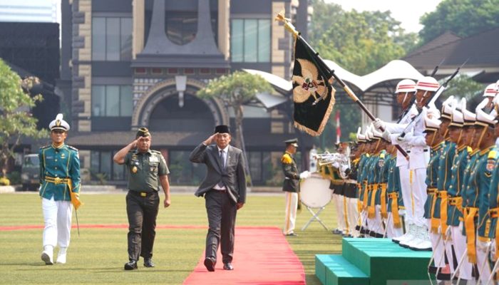 Menhan Sjafrie Sjamsoeddin Kunjungi Mabes AD, Ada Laporan Jenderal Maruli
