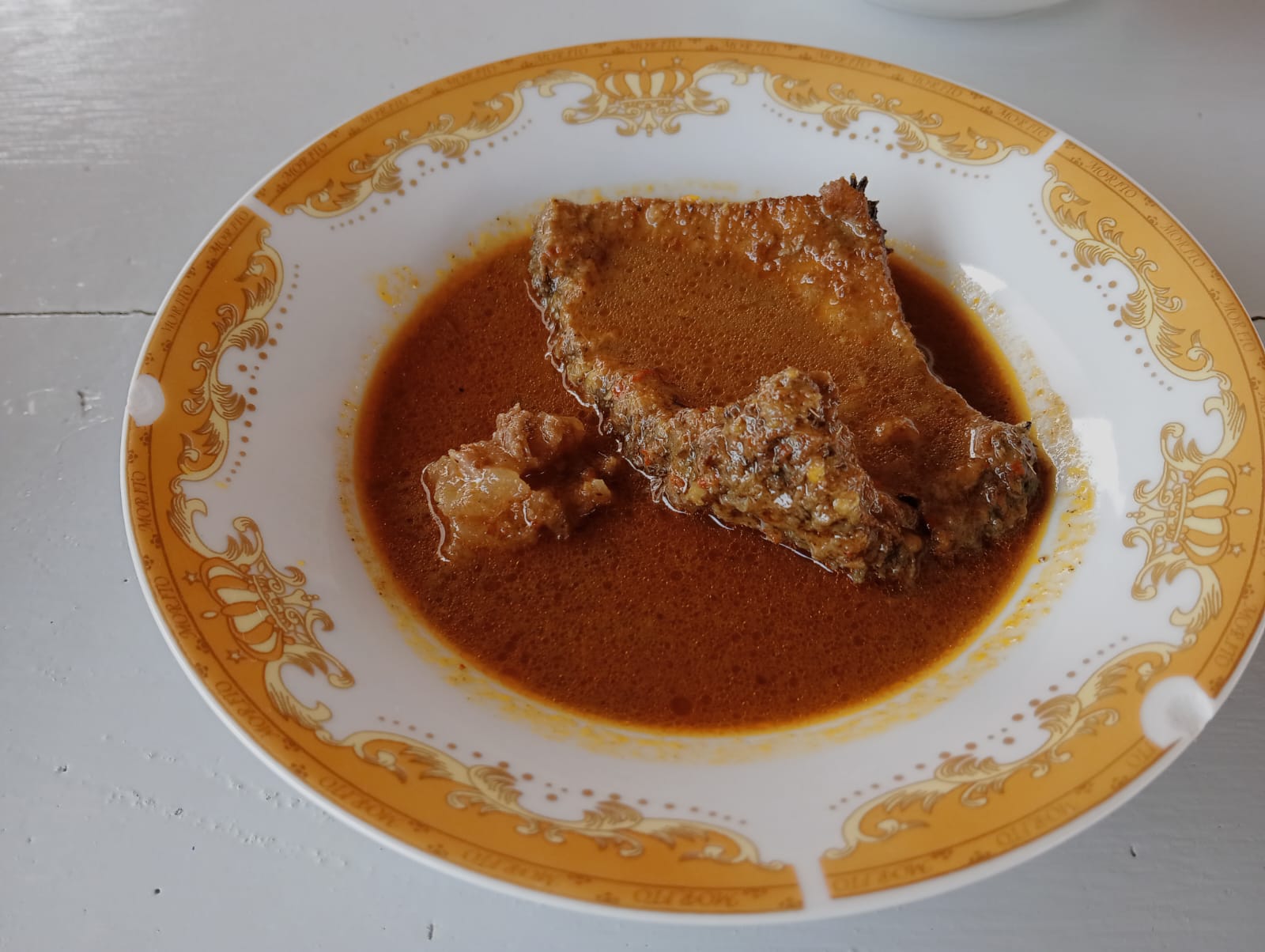 Kikil atau menu berbahan Kulit Kerbau. Menu berbahan Kulit Kerbau yang selain menantang karena kekenyalannya, juga dikenal baik untuk kesehatan pencernaan. Foto: Topikseru.com/ Jasman Julius