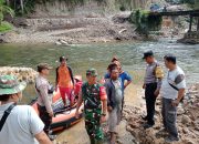 Bikin Haru, Pasutri Tewas Mengapung di Aek Sibundong Tapteng, Suami Seperti Gendong Istrinya