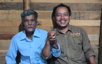 Roganda Simanjuntak dan Sorbatua Siallagan