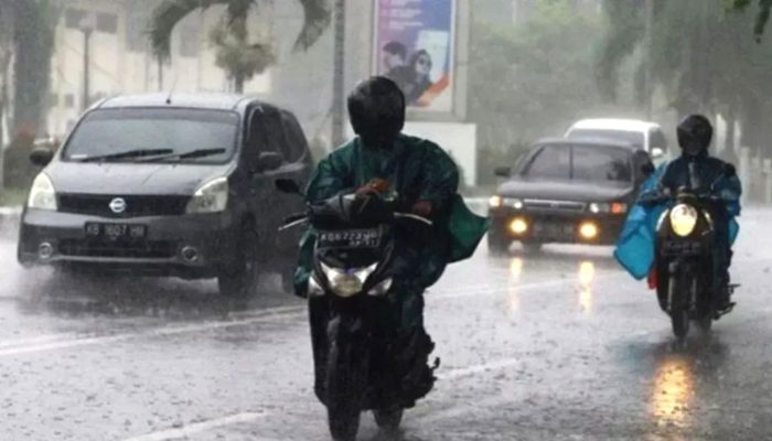 Cuaca Suamut Hari Ini Senin 10 November 2025, BMKG: Berpotensi Hujan Lebat Disertai Petir