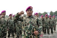 Komandan Korps Marinir (Dankormar) TNI Angkatan Laut Mayjen TNI (Mar) Endi Supardi mengikuti wawancara podcast Naval Untold Story dari Dinas Penerangan TNI Angkatan Laut di Kesatrian Marinir Hartono, Cilandak, Jakarta, Jumat (15/11/2024).