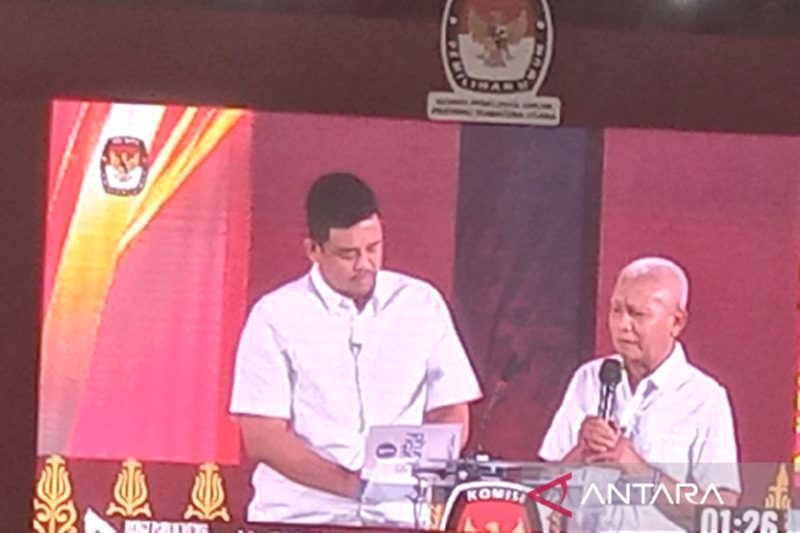Pasangan calon gubernur Sumatera Utara Nomor urut 1 Bobby Nasution-Surya akan membangun tempat pengolahan sampah terpadu untuk penanganan persoalan sampah di wilayah ini jika terpilih di Pilkada 2024, Rabu(6/11/2024). Foto: Antara