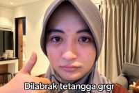 Tangkapan layar unggahan komika Arafah Rianti dengan wajah sembab setelah dilabrak tetangga. Foto: tangkapan layar TikTok