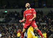 Liverpool Menang Dramatis 1-0 atas Burnley, Mohamed Salah Jadi Penyelamat Lewat Penalti Injury Time