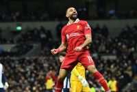 Mohamed Salah menjadi pemuncak klasmen top skor Liga Inggris. Foto: AFP/Glyn KIRK