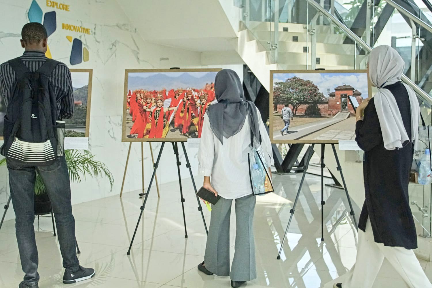 Pameran foto