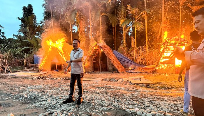 Tim Gabungan Obrak-Abrik Barak Narkoba di Sumut, Gubuk Dibakar