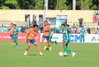 PSMS akhirnya harus berbagi poin dengan tim tamu Dejan FC dalam pertandingan lanjutan liga 2 Indonesia di Stadion Baharuddin Siregar, Lubukpakam, Kamis (19/12). Foto: Dok.MO PSMS Medan