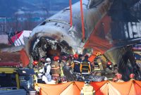 Pesawat Jeju Air mendarat darurat dan meledak di Bandara Internasional  Muan. Foto: Getty Images
