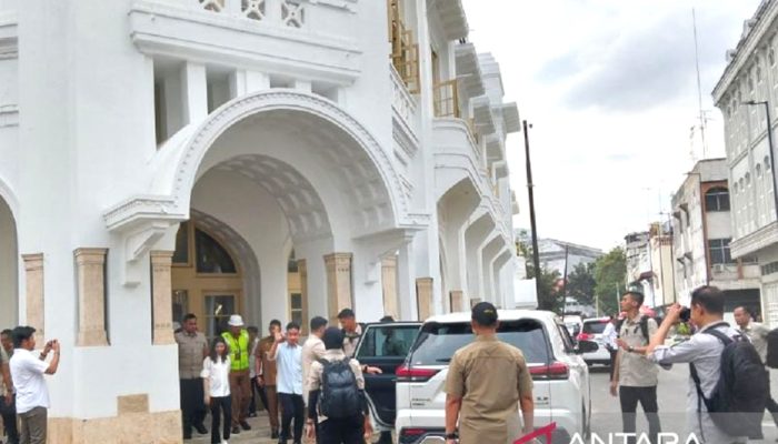 Wapres Gibran Tinjau Kesawan Medan, Sampaikan Pesan Penting!