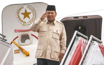 Prabowo tinjau banjir Sumatra
