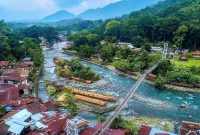 Keindahan alam Bukit Lawang, Kabupaten Langkat, Sumut. Foto: Instagram/@travellingsumut