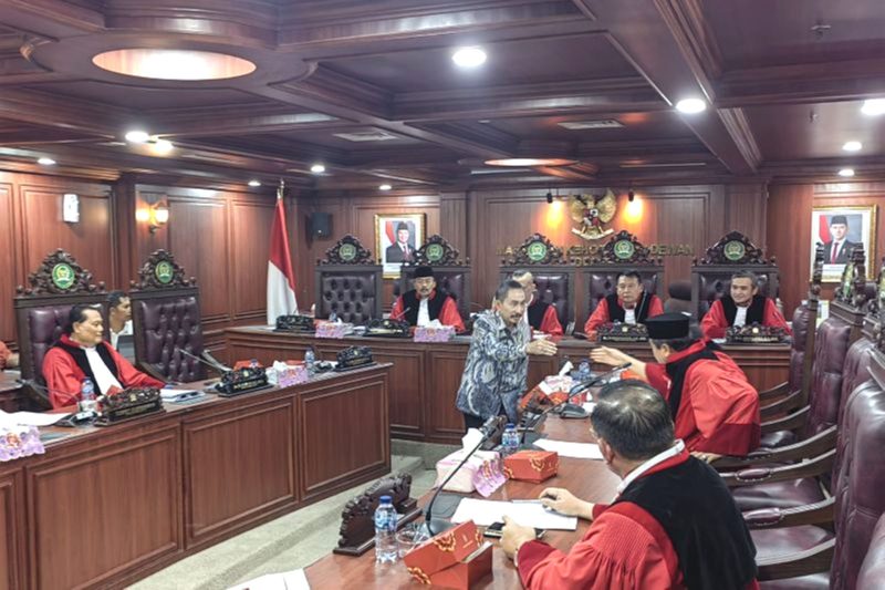 Sidang kode etik Mahkamah Kehormatan Dewan (MKD) DPR RI terhadap anggota Komisi V DPR RI Haryanto di Kompleks Parlemen, Senayan, Jakarta, Selasa (3/12/2024). Foto: Antara/Melalusa Susthira K.