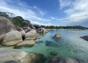 Jelajahi Keajaiban Pantai Laskar Pelangi: Wisata Impian yang Wajib Anda Kunjungi!