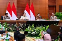Presiden Prabowo Subianto resmi menerbitkan kebijakan penyaluran THR untuk ASN. Foto: BPMI Setpres/ Muchlis Jr