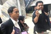 Menteri Kehutanan (Menhut) Raja Juli Antoni ditemui awak media seusai Rapat Kerja dengan Komisi IV DPR RI di Gedung Nusantara, Kompleks Parlemen, Senayan, Jakarta Pusat, Kamis (23/1/2025). Foto: Antara/Harianto